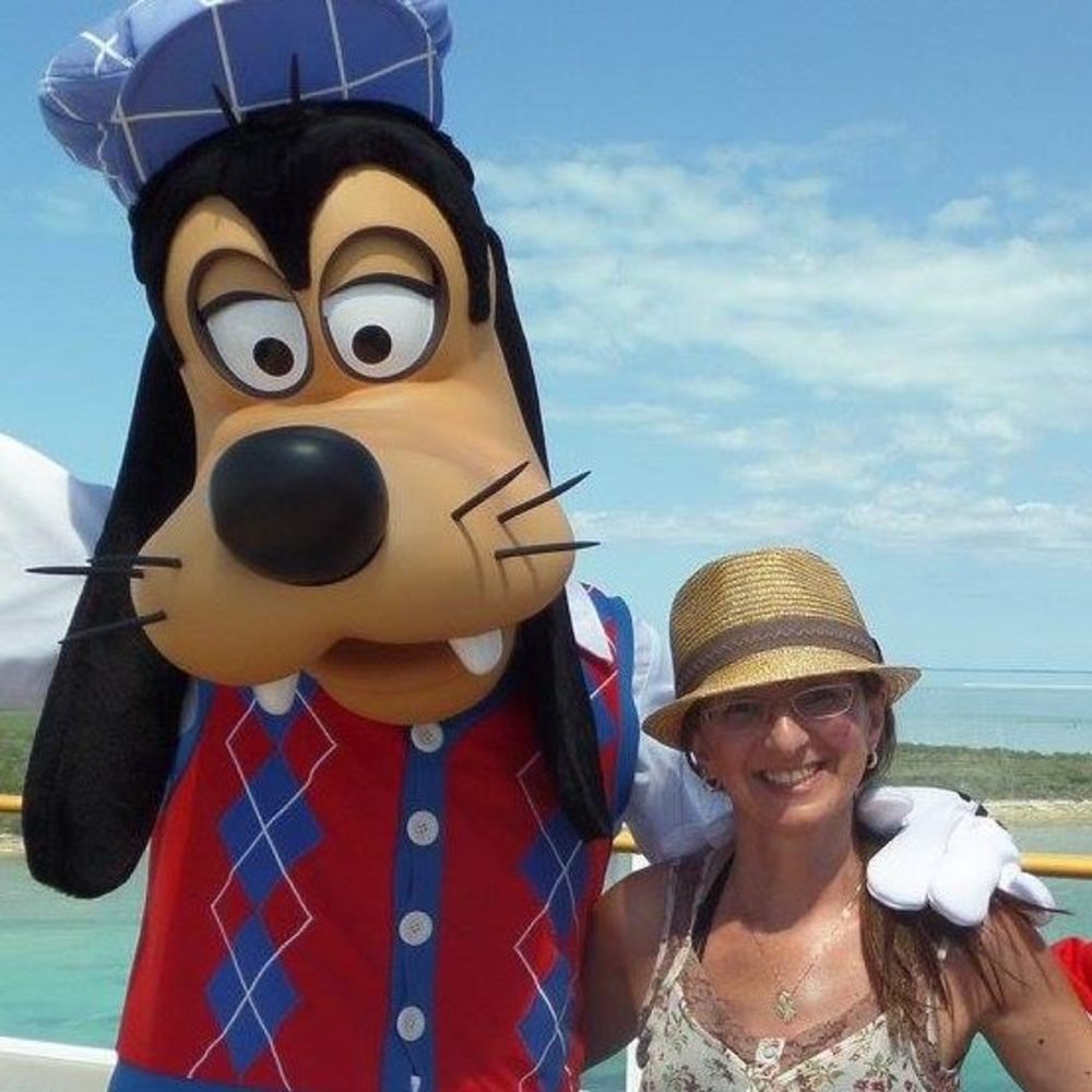 Meet your Posher, Daniela